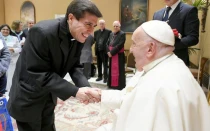 P. Leonardo Di Carlo junto al Papa Francisco